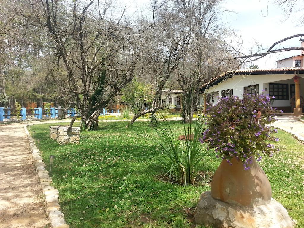 Hotel Hacienda Club La Diligencia Сан-Кристобаль-де-Ла-Касас Экстерьер фото