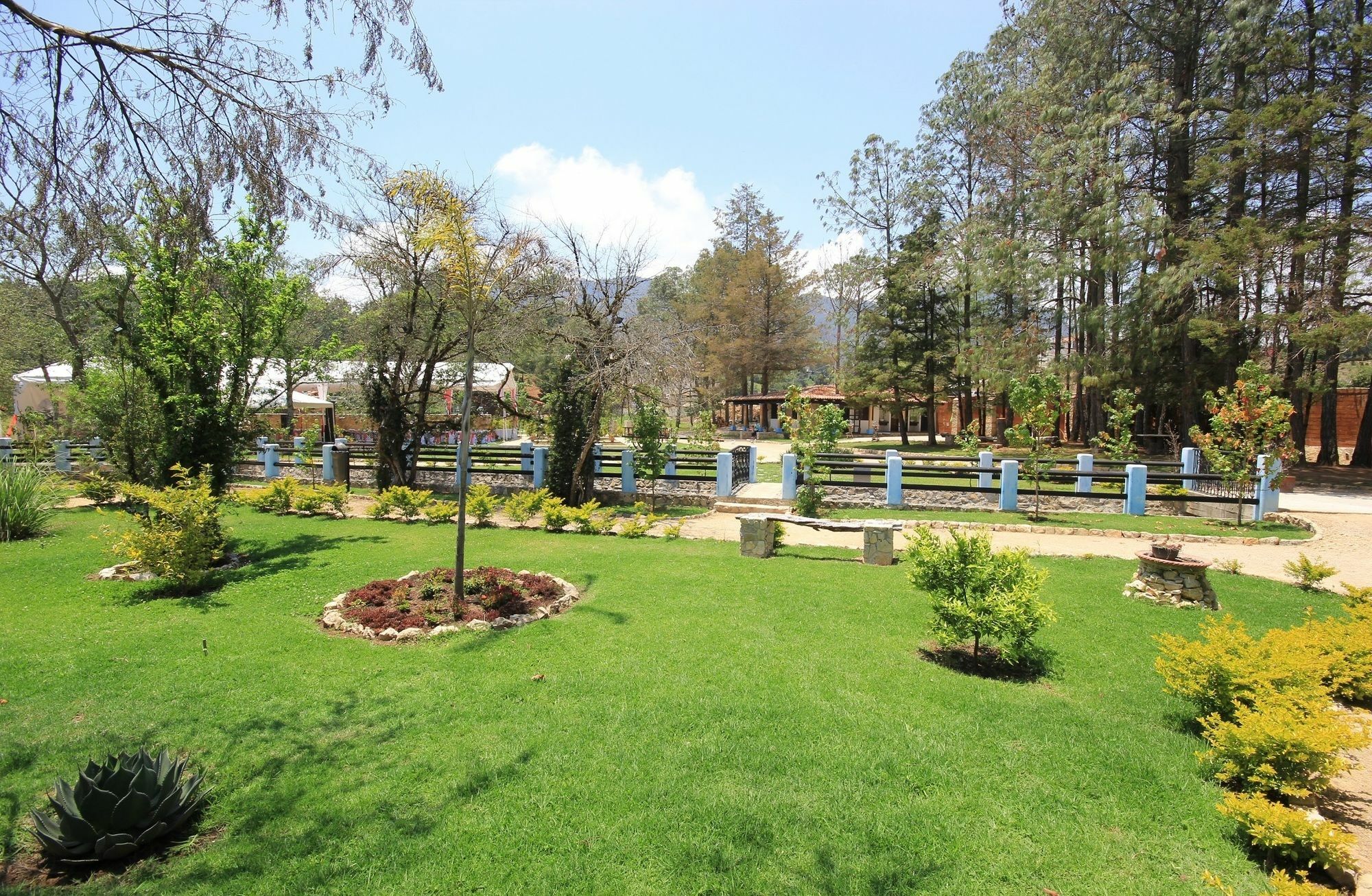 Hotel Hacienda Club La Diligencia Сан-Кристобаль-де-Ла-Касас Экстерьер фото
